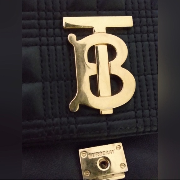 Authentic Burberry Lola Shoulder Bag - Picture 13 of 15